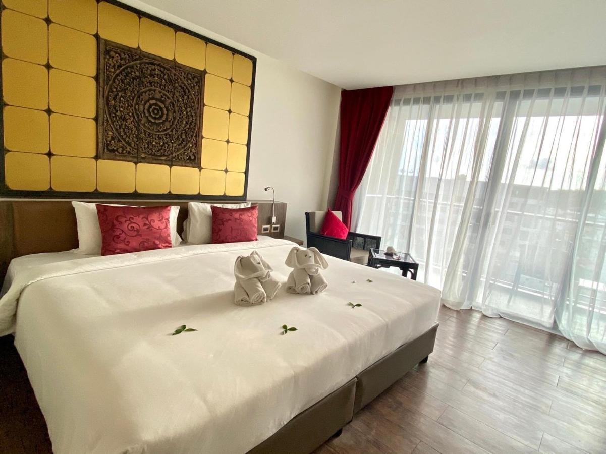 The Beach Condotel Kata 500 Maters To The Beach 外观 照片