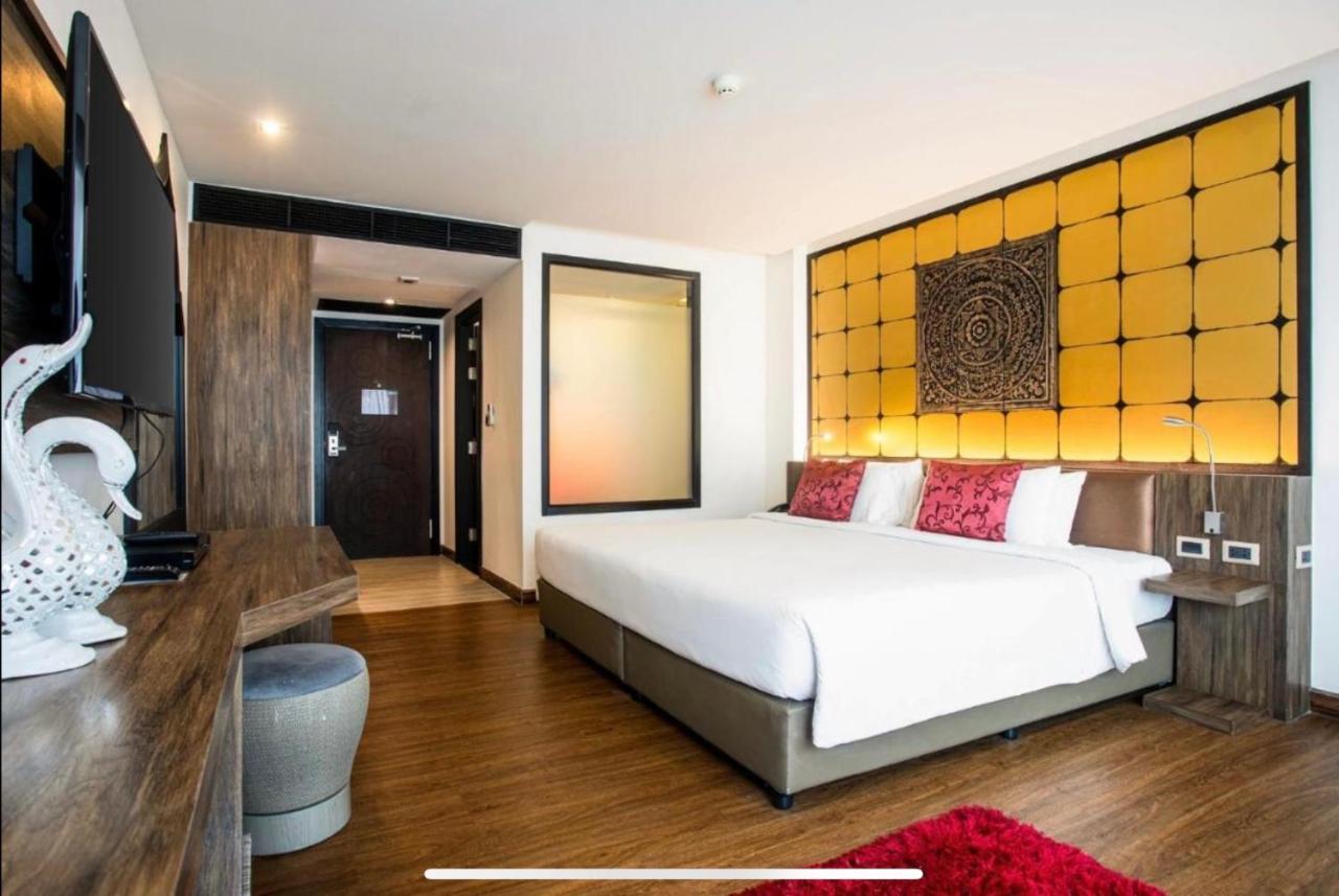 The Beach Condotel Kata 500 Maters To The Beach 外观 照片